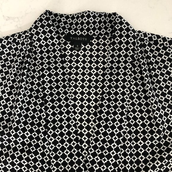 Talbots Sleeveless V Neck Pattern Top Black + White Size S - Picture 4 of 9